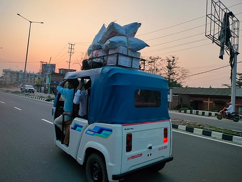 Illegal E-Rickshaws