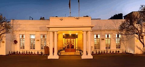 Centre  