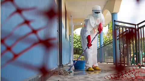 Ebola 