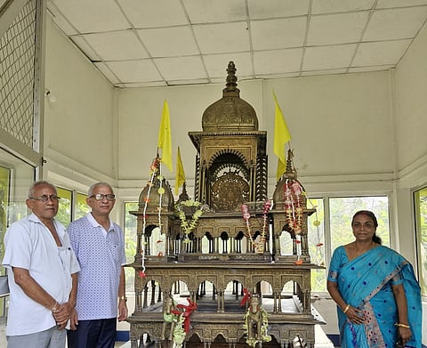 450-year-old chariot (Rath)