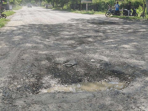 All Assam Students’ Union (AASU) Flags Irregularities in NH-37 Repair Work, Submits Memorandum