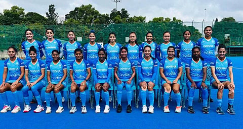  Hockey India 