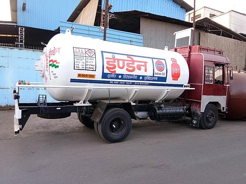 LPG-Laden Truck Loses Control On Silchar–Haflong Highway, Narrowly Escapes Accident 