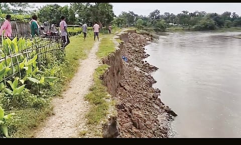 Kalyani river erosion