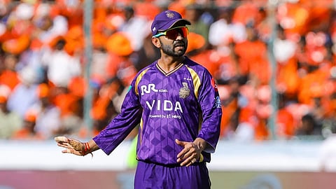 retires