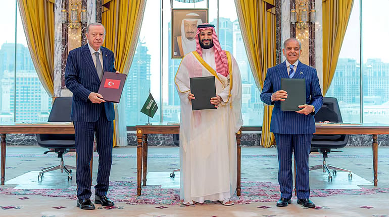 Pakistan-Saudi Arabia-Turkey defence pact and its geopolitical implications