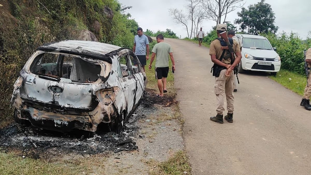 Assam Police Personnel’s Car Gutted in Fire Near Assam-Meghalaya Border
