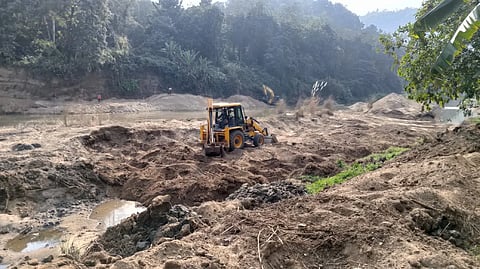 Illegal sand mining 