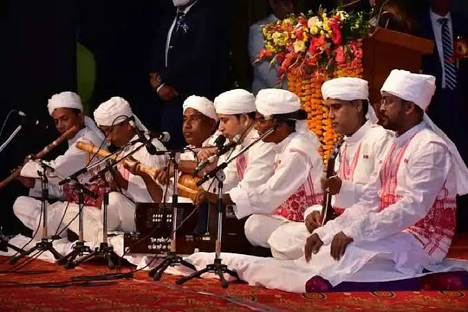 Beyond the valley: Linguistic blending and tribal voices of Assamese Zikirs