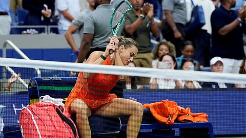 Aryna Sabalenka destroys racquet, yells at the cameraman after US Open loss