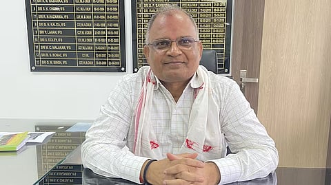  retired government officers 