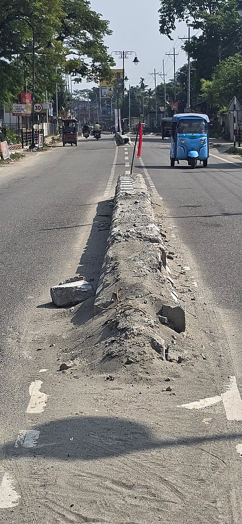 Nalbari road divider