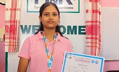 Local Working Girl Balances Retail Job at H&K with Rigorous Training to Conquer the 50 kg State Title