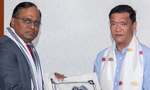 Pema Khandu 