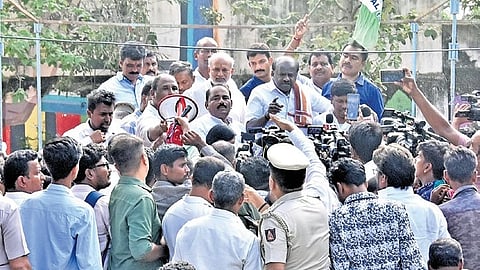 HD Kumaraswamy