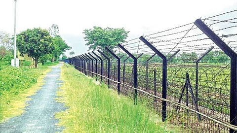 14 People Detained Near Assam-Bangladesh Border at Mankachar