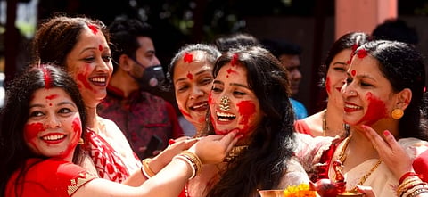 Lakhs of Devotees Across 35 Districts Gather for Sindoor Khela and Grand Immersion Processions Along the Brahmaputra