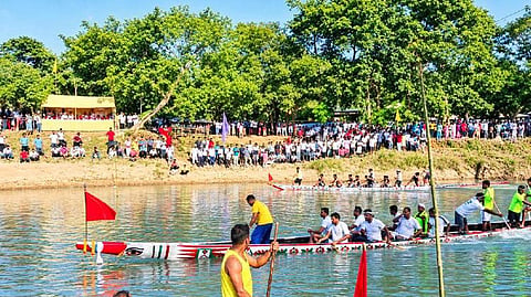 Traditional boat race