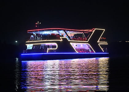 Ekta Cruise