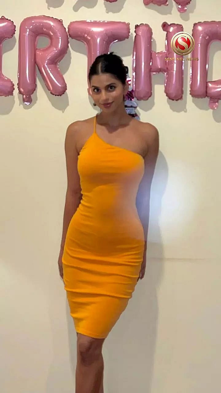 suhana khan bodycon dress Suhana Khan looks scintillating in a strapless blue bodycon maxi dress # Suhanakhan