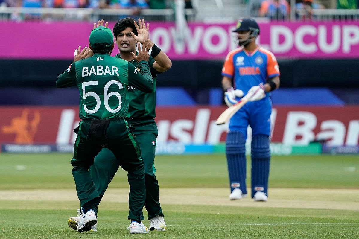 Pakistan bowl India out for 119 in ICC Men's T20 World Cup match