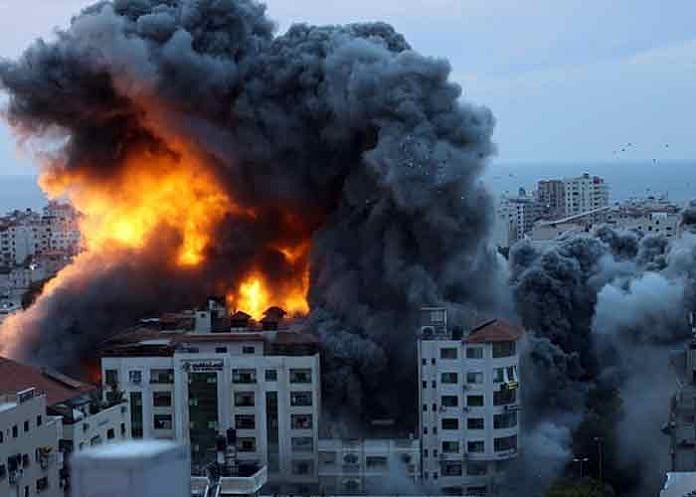 Israeli Military Strikes 40 Hamas Sites in Gaza