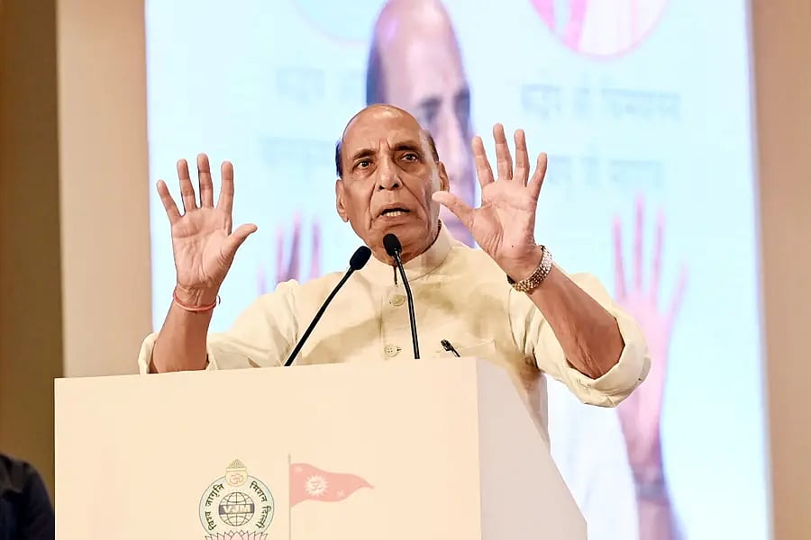 Defence Minister Rajnath Singh Lists Congress’ ‘Four Unforgivable Crimes’