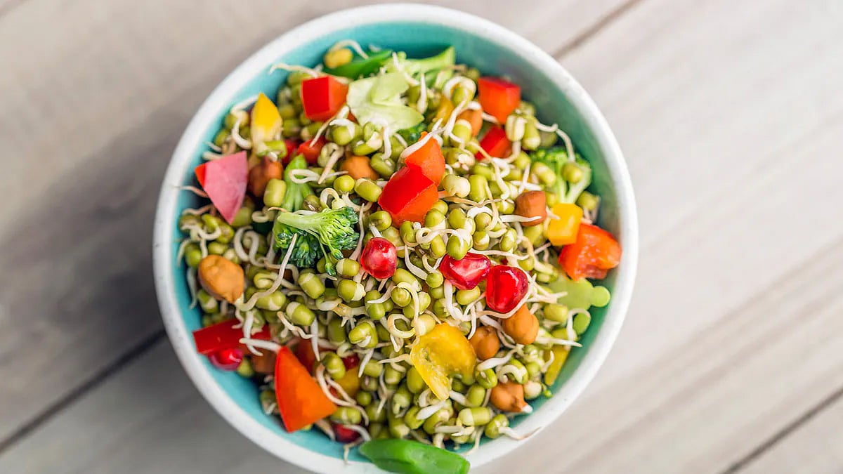 Health Benefits of Sprouts Salad: A Nutritional Powerhouse