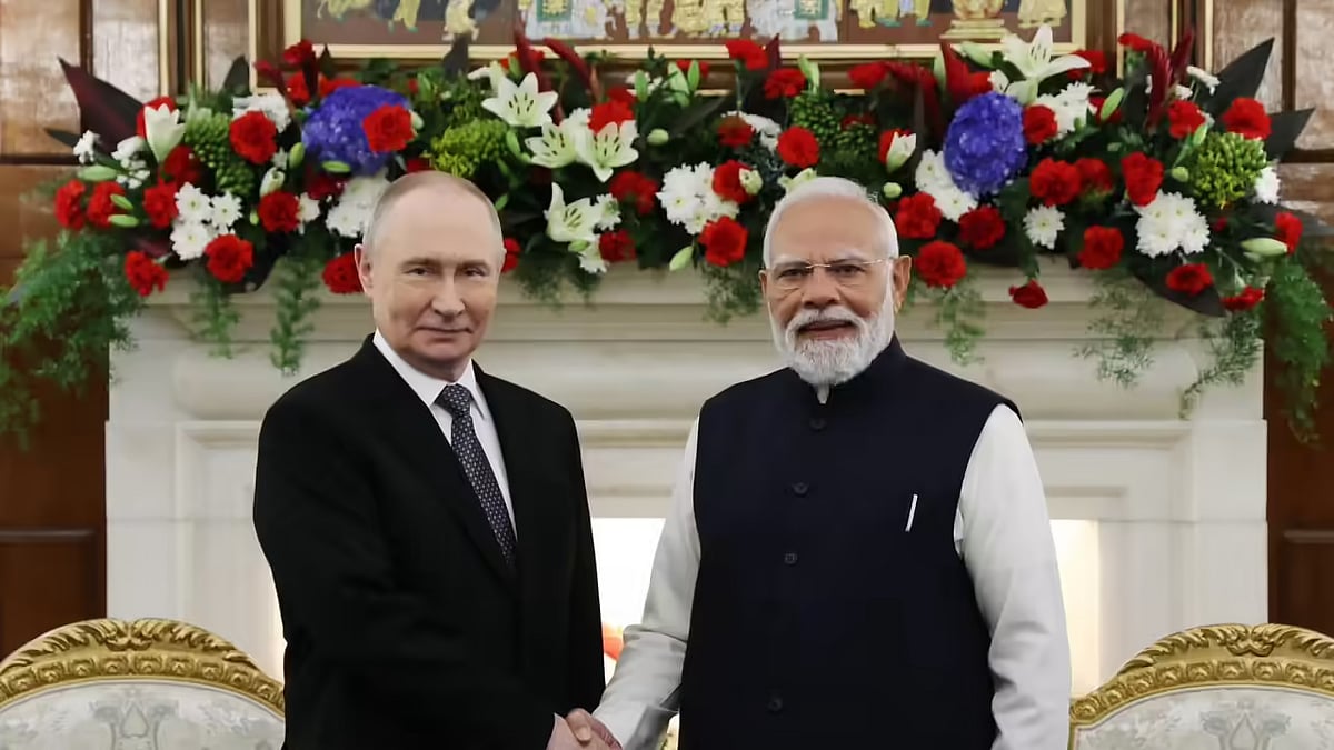 Kashmiri Saffron shines in Narendra Modi’s Gift set for Putin