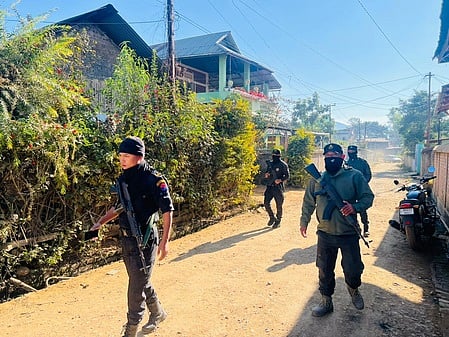 Manipur:Suspected militants open fire in Bishnupur; no injury reported