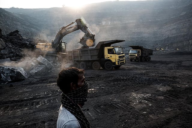 Centre Unveils Rs 5,000 Crore Incentive Plan to Spur State Mining ...