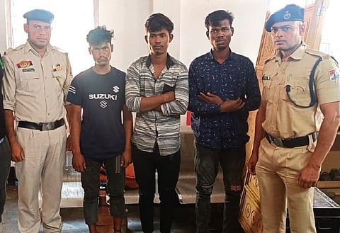 त्रिपुरा समाचार:
अगरतला रेलवे स्टेशन से तीन रोहिंग्याओं को आरपीएफ ने पकड़ा