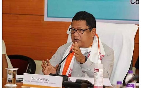 असम: हमने 2022 में पास-फेल परीक्षा अपनाई: डॉ. रनोज पेगु