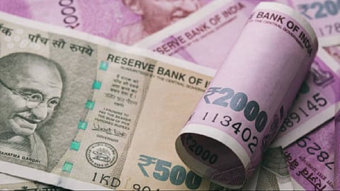 असम: जोरहाट जिले में मनी लॉन्ड्रिंग मामले में असम ग्रामीण विकास बैंक के दो बैंक अधिकारियों को निलंबित कर दिया गया
