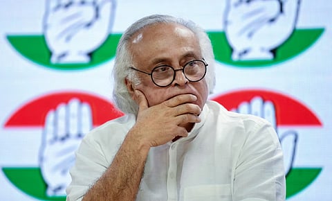 अफवाह फैलाना ठीक नहीं: जयराम रमेश के आरोपों पर सीईसी

