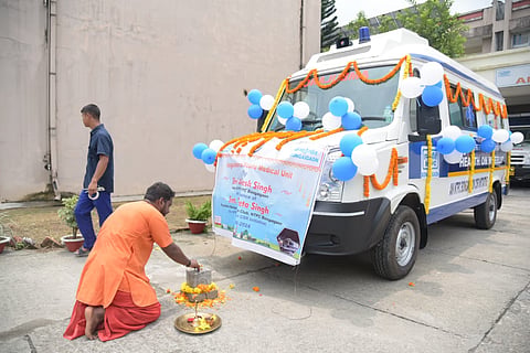 असम: कोकराझार जिले में मां और बच्चे के लिए मोबाइल मेडिकल यूनिट शुरू की गई
