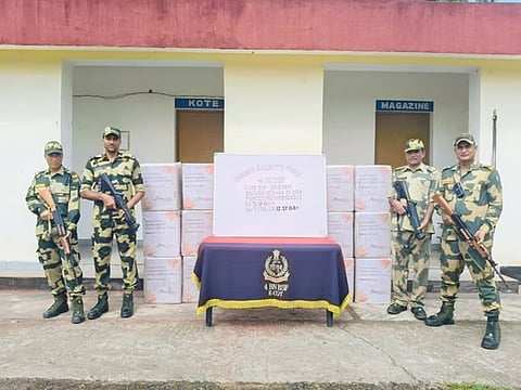 बीएसएफ मेघालय ने तस्करी की कोशिश को नाकाम किया, अंतरराष्ट्रीय सीमा पर 12 लाख रुपये का प्रतिबंधित सामान जब्त किया 
