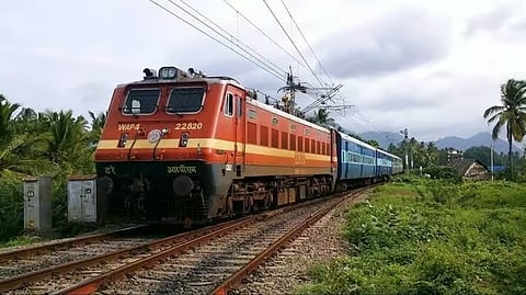 केंद्रीय मंत्रिमंडल ने पूर्वोत्तर राज्यों के लिए वैकल्पिक रेलवे ट्रैक को मंजूरी दी