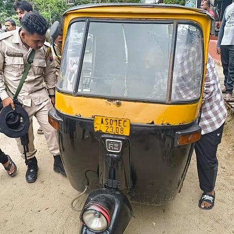 गुवाहाटी: नूनमाटी पुलिस ने बड़े पैमाने पर मादक पदार्थ बरामदगी मामले में दिंबेश्वर रॉय को गिरफ्तार किया