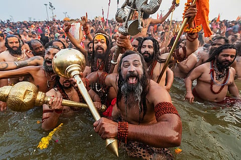 महाकुंभ: मकर संक्रांति के अमृत स्नान के बाद शुरू हुई सफाई