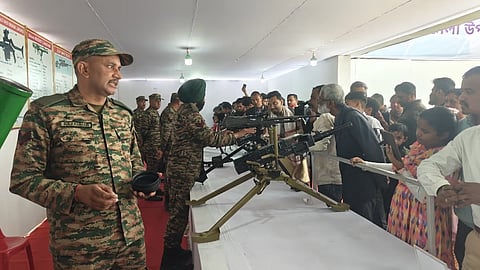 असम: गजराज कोर ने पाठशाला के असम साहित्य सभा में भारतीय सेना की ताकत का प्रदर्शन किया