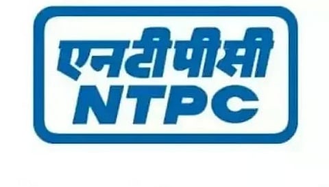 एनटीपीसी ने लड़कियों को प्रेरित करने के लिए सिविल सेवा अधिकारियों के साथ संवाद कार्यक्रम आयोजित किया