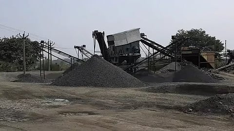 बारिश से कोयला बहकर बांग्लादेश या असम पहुँचा? मेघालय के मंत्री ने विवाद खड़ा किया