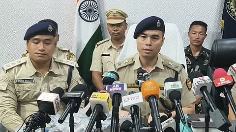 अरुणाचल: ईटानगर पुलिस ने अंतरराज्यीय वाहन चोरी रैकेट का भंडाफोड़ किया; 57 लग्जरी कारें बरामद