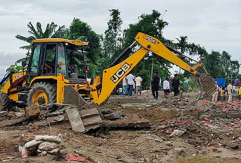 असम: नगा लोगों के व्यवधान के बाद उरियामघाट बेदखली अभियान रोका गया
