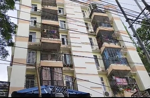 असम: सीएम की एसवीसी ने दो अधिकारियों के आवासों पर छापेमारी की, 1 करोड़ रुपये से अधिक नकद और आभूषण जब्त किए