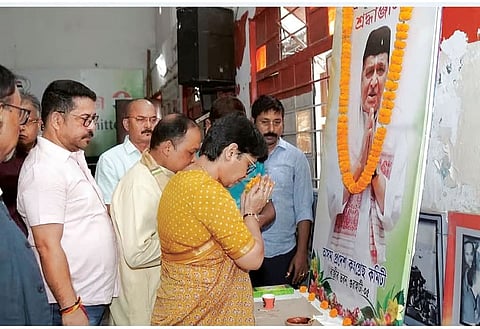 गुवाहाटी: डॉ. भूपेन हज़ारिका को उनकी 14वीं पुण्यतिथि पर कांग्रेस ने दी श्रद्धांजलि