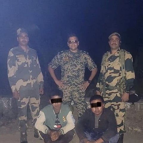 मिज़ोरम : मेथ टैबलेट जब्त; दो म्यांमार नागरिक गिरफ्तार