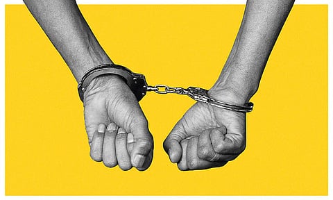 ऊपरी असम : कई लोगों को धोखा देने के आरोप में फर्जी स्कूल प्रिंसिपल गिरफ्तार