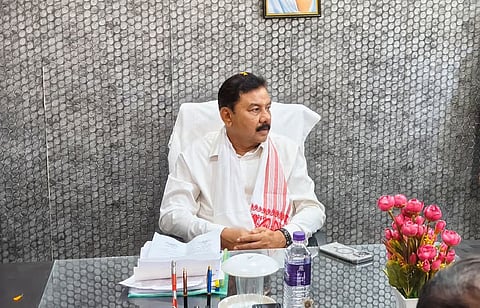 रंजीत कुमार दास द्वारा पंचायतों में 'प्रतिनिधि संस्कृति' पर प्रहार